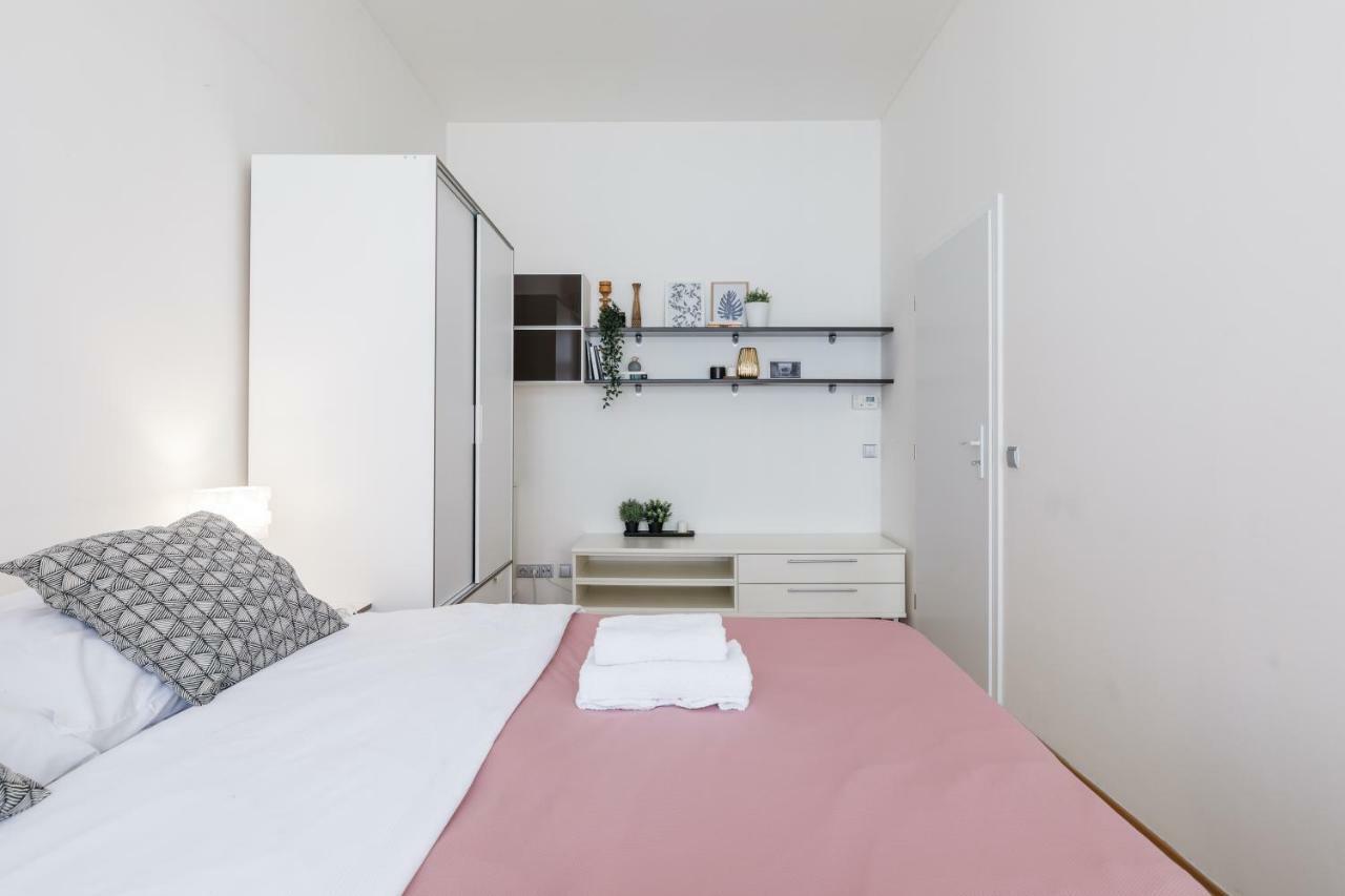 Art Apartments Prague II Eksteriør bilde