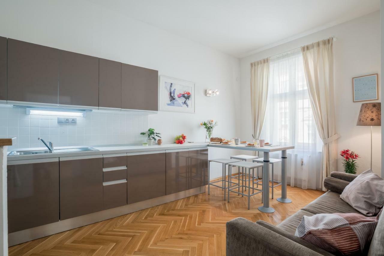 Art Apartments Prague II Eksteriør bilde